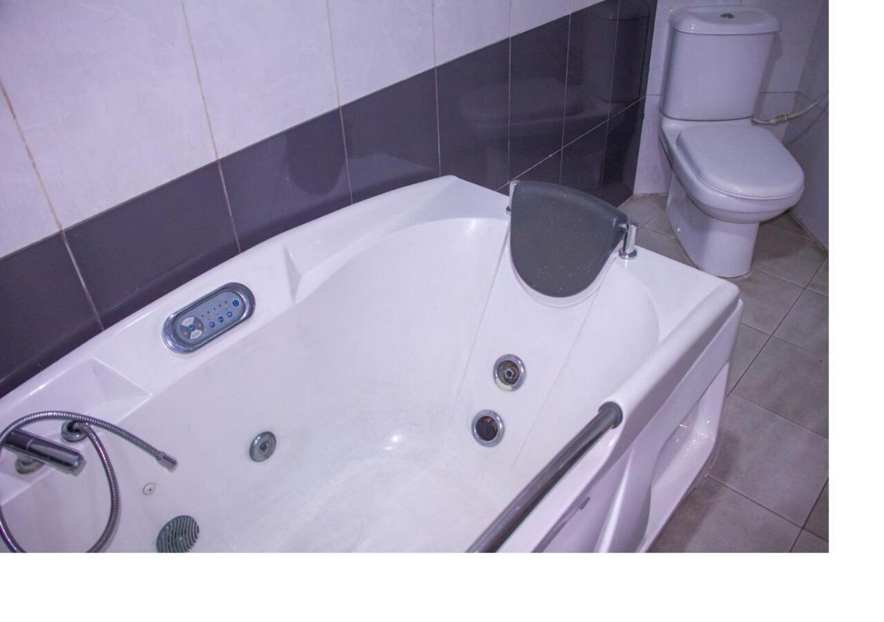 Exel Oriental Hotel & Suites Lagos Ngoại thất bức ảnh